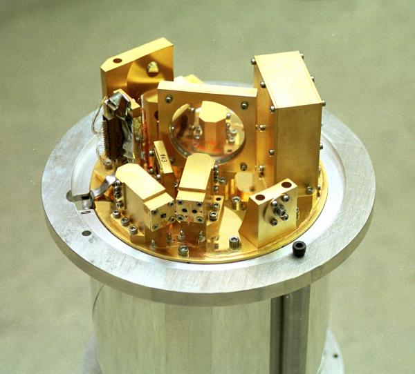Cryogenic optical / detector system